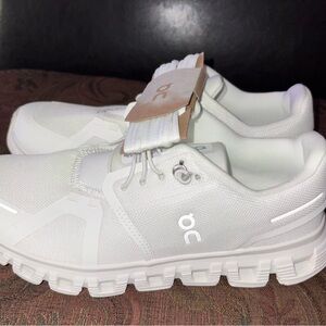 “On Cloud 6” White Performance Sneakers
